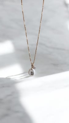 COLLAR INICIAL PLATA