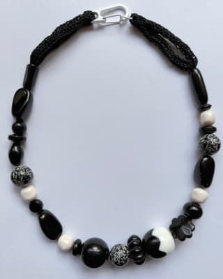 Collar Black Largo