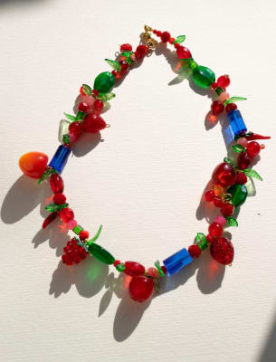 Collar Manzana frutas azul