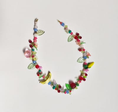 collar frutal