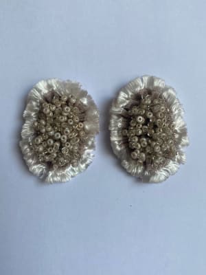 Aros Pompon Beige