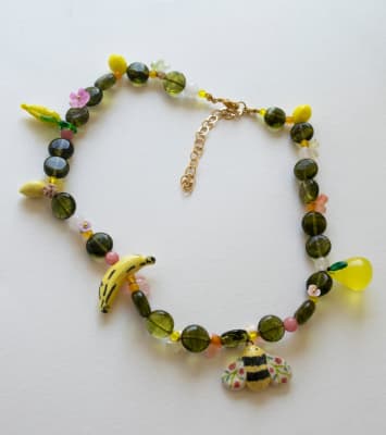 Collar Abeja Verde2
