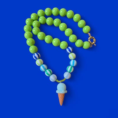 Collar verde/azul barquillo