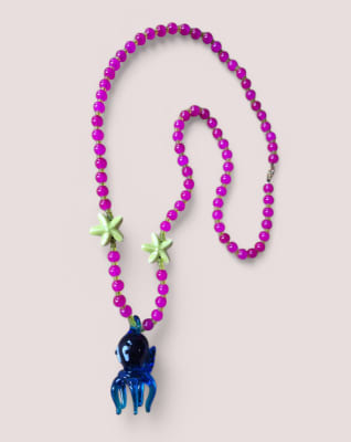 Collar  vidrio rosa/pulpo