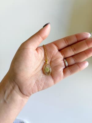 Collar flores prensadas chico 21