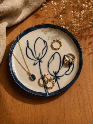 Plato  Azul 2 Flores 15 x 15 cm