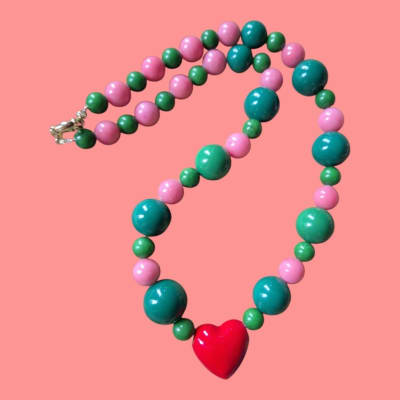 Collar Verde/ Piedra Rosa/ Corazón