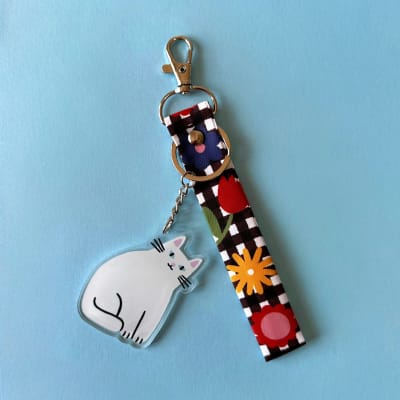 Llavero lanyard gato blanco1