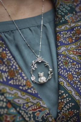 collar plata oso jardin