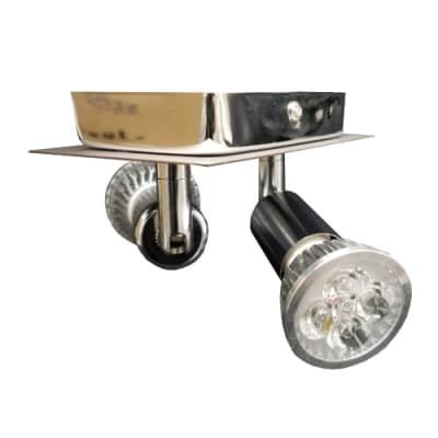 APLIQUE DECO FT BASE CUADRADO S/P 2XGU10 CROMO INT