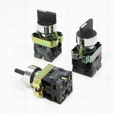 SELECTOR 3 POS. C/RETORNO M/CORTA 22MM 2NA PE