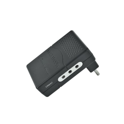 ADAPTADOR TRIPLE NEGRO PLANO
