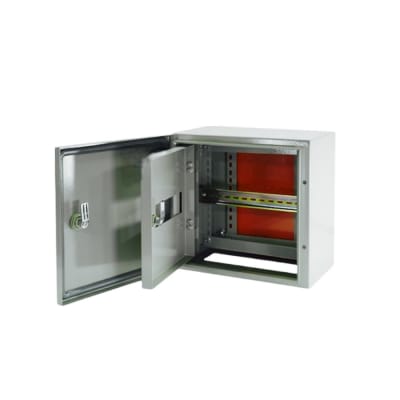 GABINETE METALICO C/CHASIS IP65 30X30X20CM 9 MODULOS BK