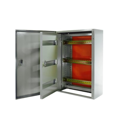 GABINETE METALICO C/CHASIS IP65 50X40X20CM 28 MODULOS BK1