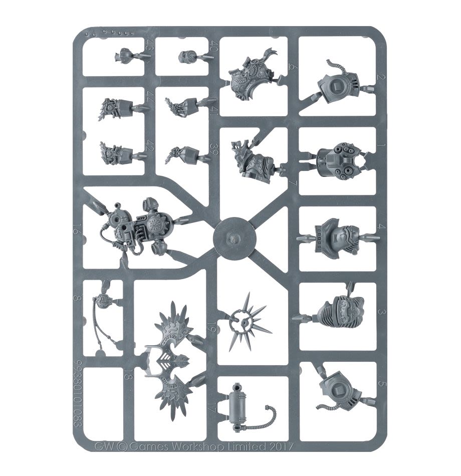SPACE MARINES: ROBOUTE GUILLIMAN5