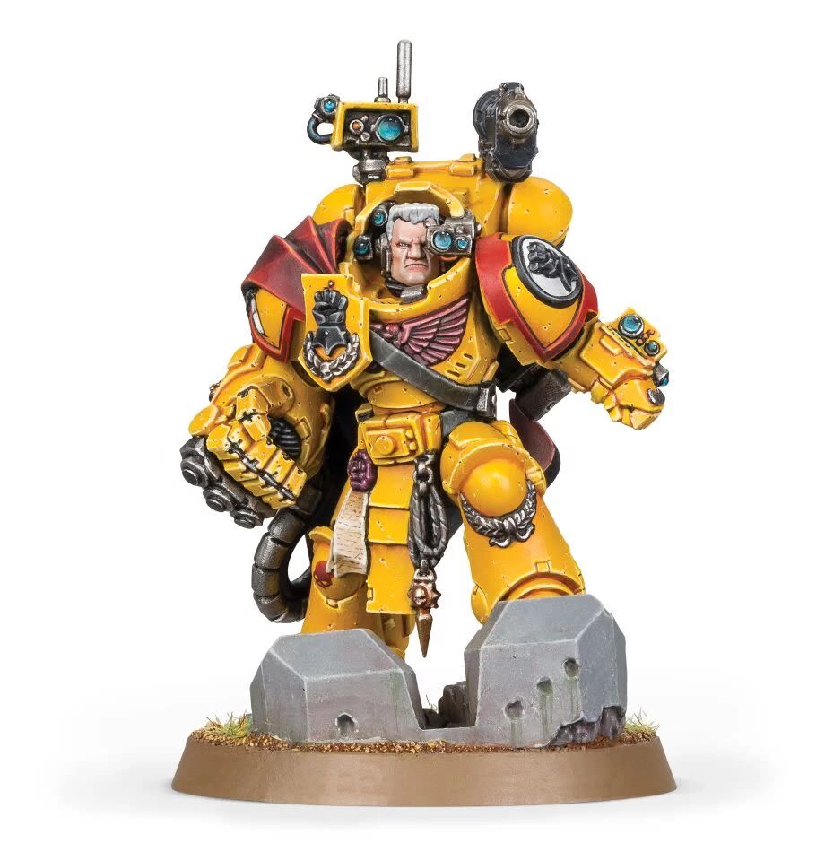 IMPERIAL FISTS TOR GARADON1