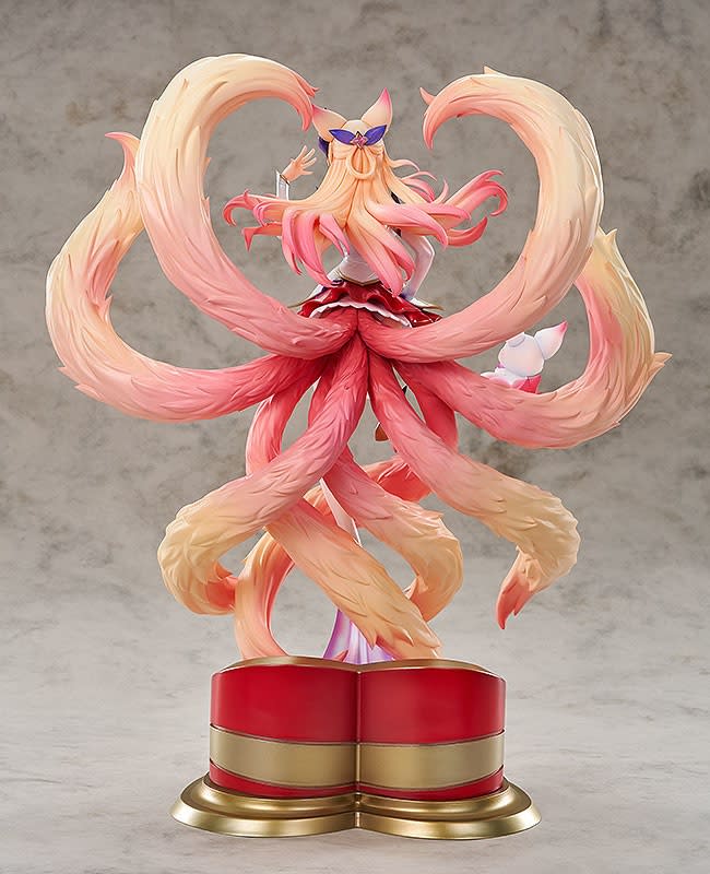 1/7 League of Legends: Star Guardian Ahri Figure2