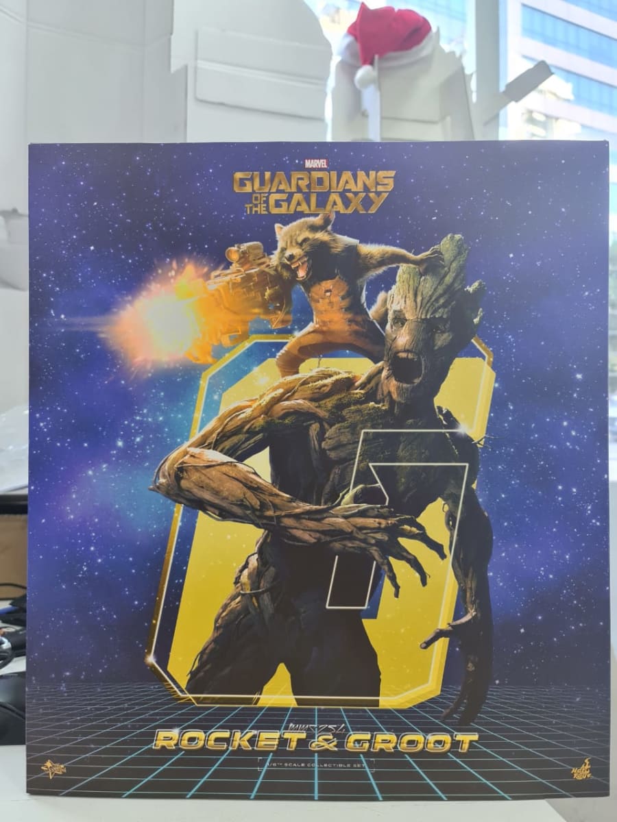 GROOT AND ROCKET 1/6 SCALE FIGURE BY HOT TOYS1