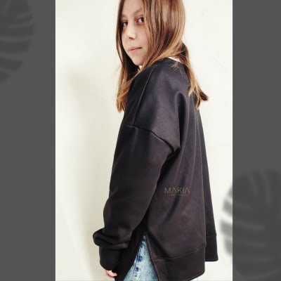 POLERON-TOKIO-NIÑA-NEGRO POLERON-TOKIO-NIÑA-NEGRO