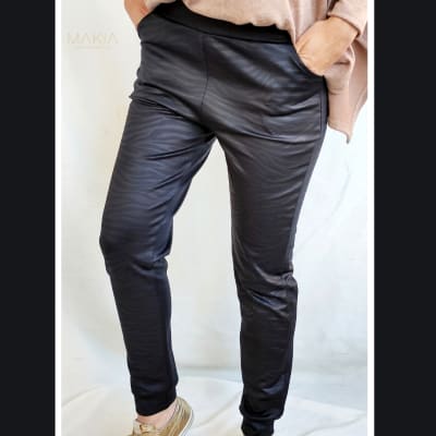 JOGGER-ROMA-CEBRA-NEGRO-TEXTURA JOGGER-ROMA-CEBRA-NEGRO-TEXTURA