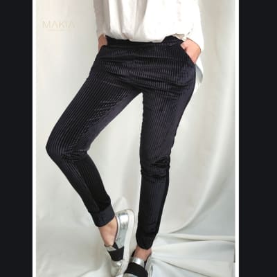 JOGGER-ROMA-VELVET-02-NEGRO JOGGER-ROMA-VELVET-02-NEGRO