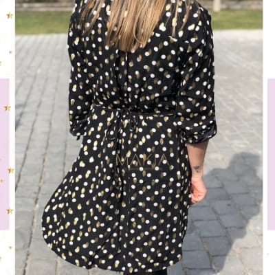 KIMONO NEGRO LUNARES ORO KIMONO NEGRO LUNARES ORO