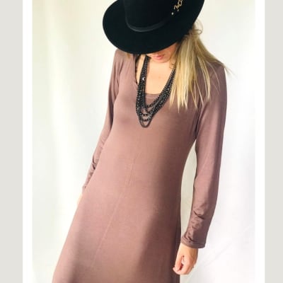 VESTIDO-LUNA-ML-LARGO-TAUPE VESTIDO-LUNA-ML-LARGO-TAUPE