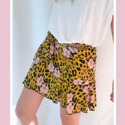 FALDA-ENVOLVENTE-PRINTAMARILLA FALDA-ENVOLVENTE-PRINTAMARILLA