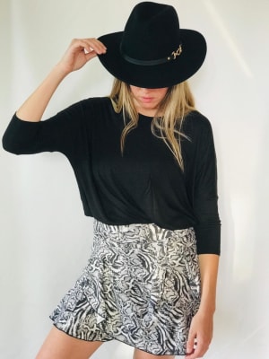 FALDA-ENVOLVENTE-PRINT03 FALDA-ENVOLVENTE-PRINT03