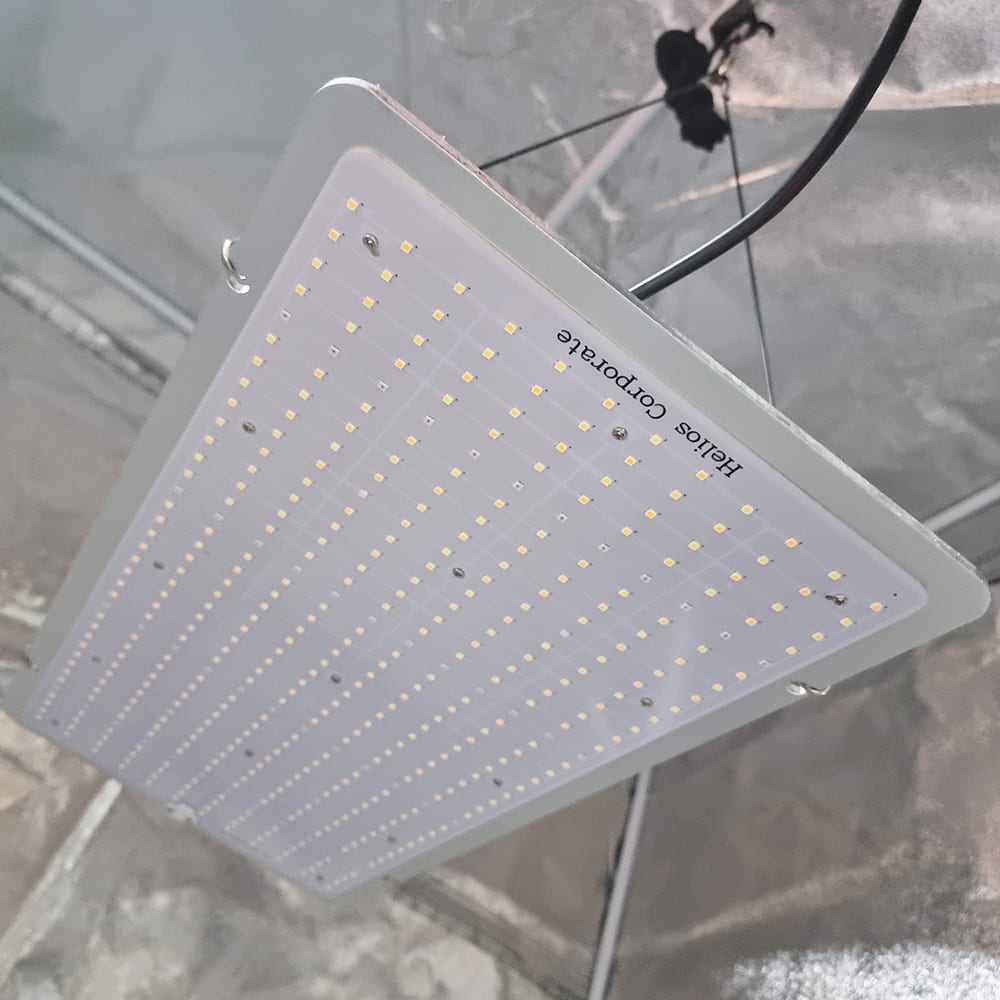 Quantum Board Slim Sun | 200W | Helios Corporate5