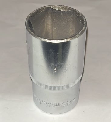 DADO CUADRANTE 1/2 PLG LARGO 32 MM1