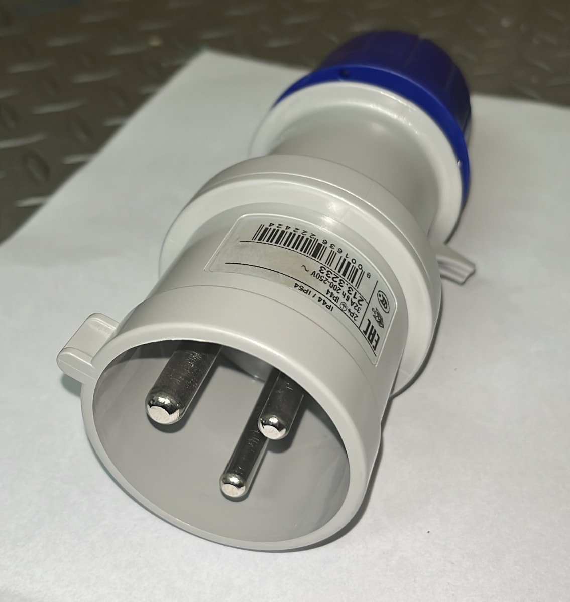 ENCHUFE MACHO INDUSTRIAL VOLANTE 220V 32A 3P AZUL 0