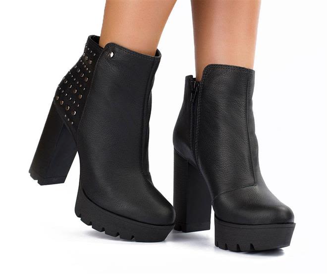 T2365 0001 BOTIN PLATAFORMA TACHAS PRETO | Maria Brasil