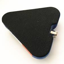 PEDAL METALICO TRIANGULO PEDAL METALICO TRIANGULO