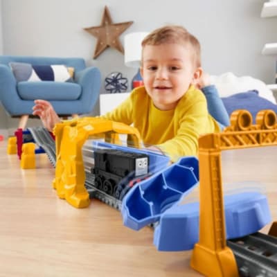THOMAS & FRIENDS - TÚNEL EXPLOSIVO THOMAS & FRIENDS - TÚNEL EXPLOSIVO