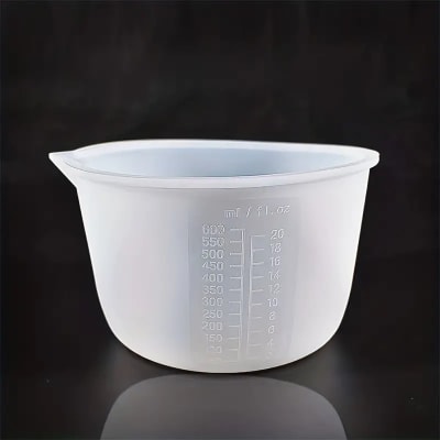 VASO DE SILICONA GRADUADO 600 ML (V130)
