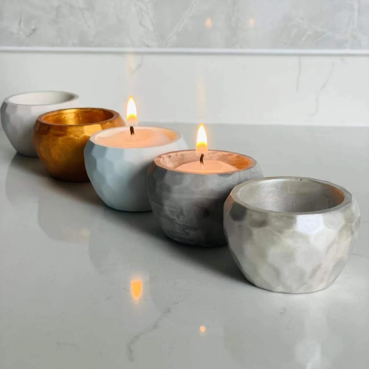 MOLDE DE SILICONA MINI PORTAVELA REDONDO DISEÑO 4 CM X 2 CM (V242)2