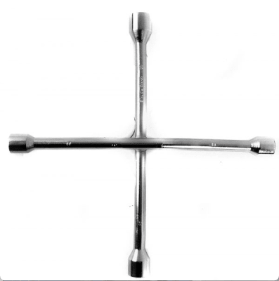 LLAVE DE RUEDAS CROMADA
