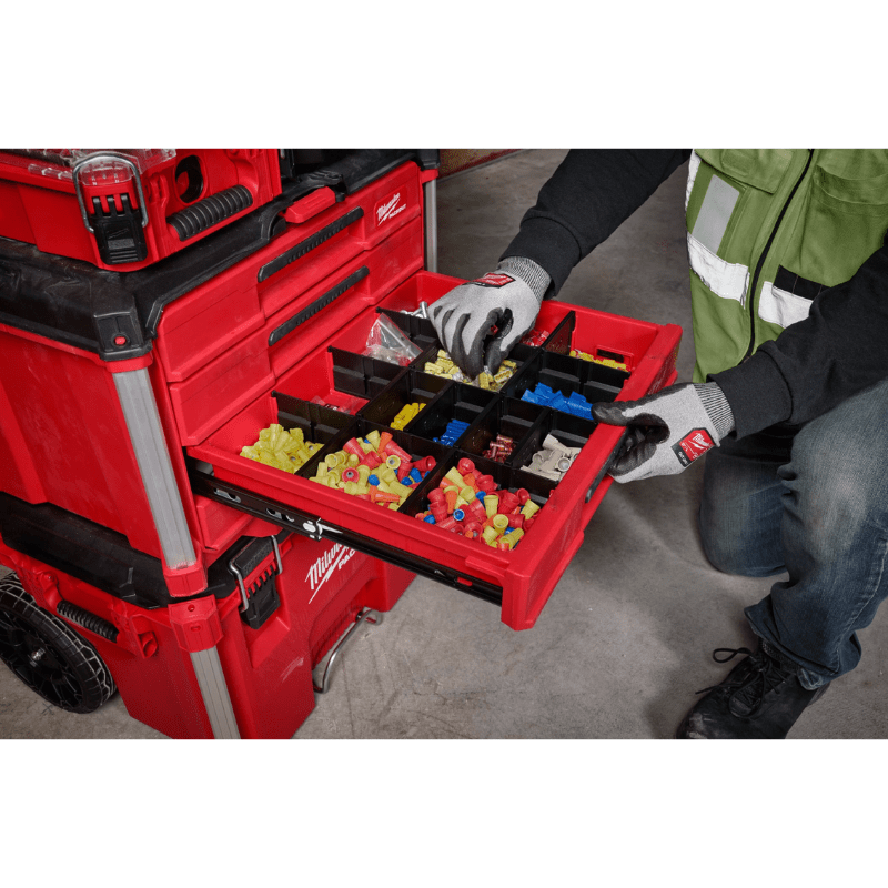 CAJA DE HERRAMIENTAS 4 CAJONES PACKOUT MILWAUKEE 48-22-844410