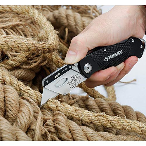 CUCHILLO PLEGABLE METALICO NEGRO + 10 REPUESTOS 1080115