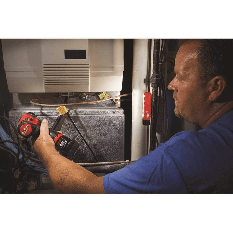 REFLECTOR MAGNÉTICO 300 LUMENES MILWAUKEE 21083