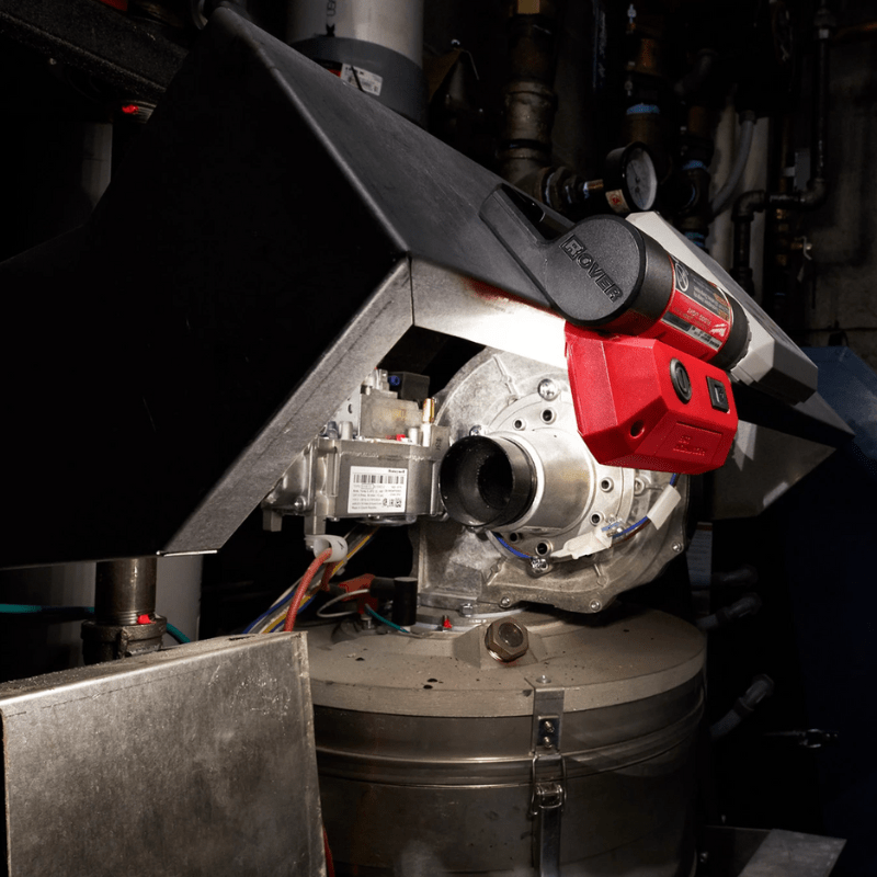 REFLECTOR PIVOTANTE ROVER RECARGABLE POR USB MILWAUKEE 2114-2111