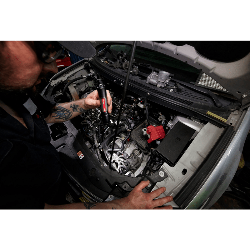 LINTERNA DE ENFOQUE ROTATIVO 2000 L MILWAUKEE 2162-218