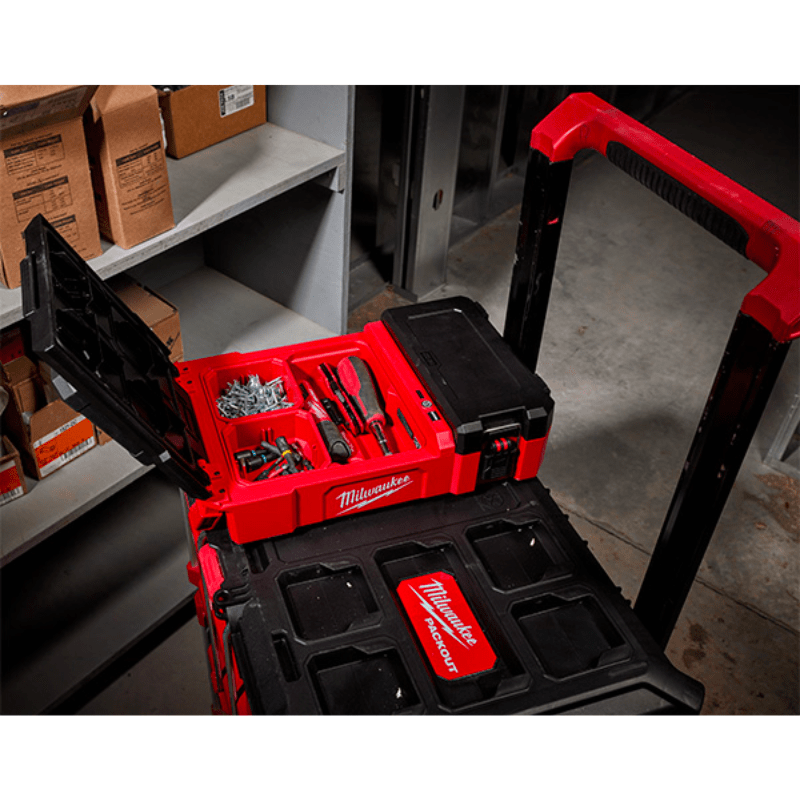 REFLECTOR PACKOUT CON CARGA USB M12 MILWAUKEE 2356-2011