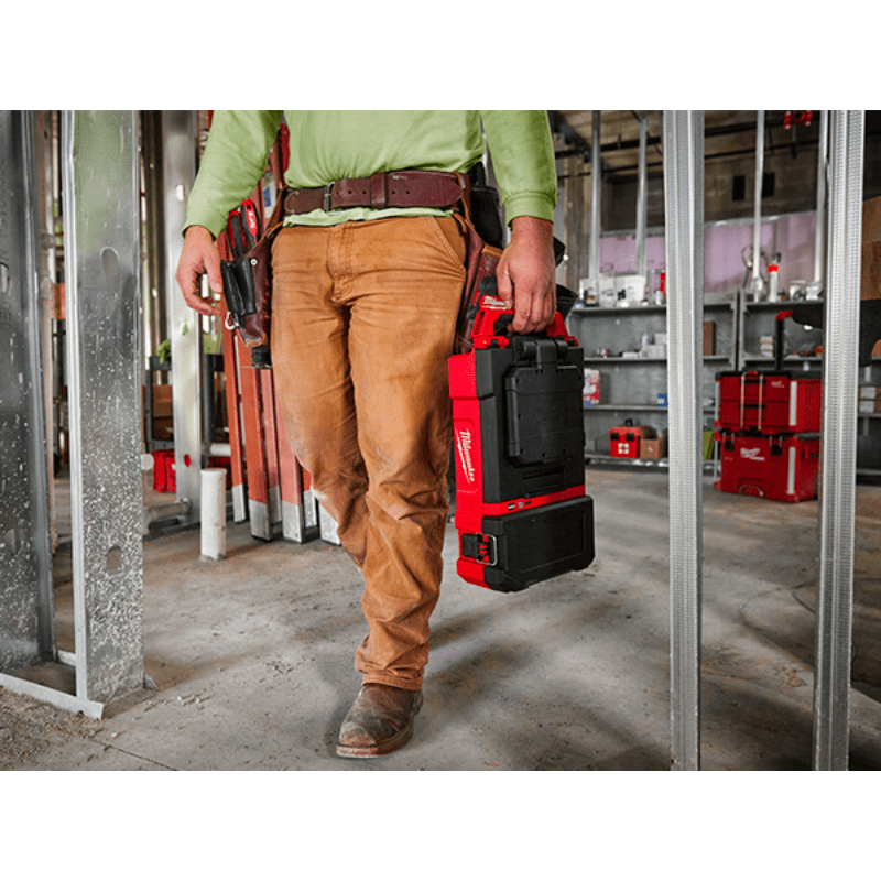 REFLECTOR PACKOUT CON CARGA USB M12 MILWAUKEE 2356-206