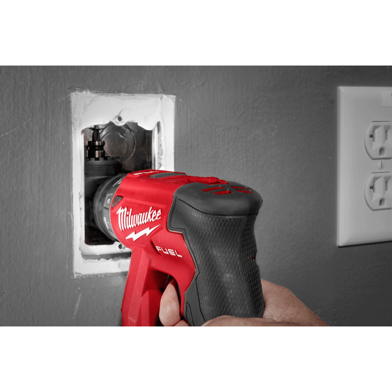 KIT DE TALADRO DESTORINILLADOR DE INSTALACIÓN M12 FUEL MILWAUKEE 2505-226