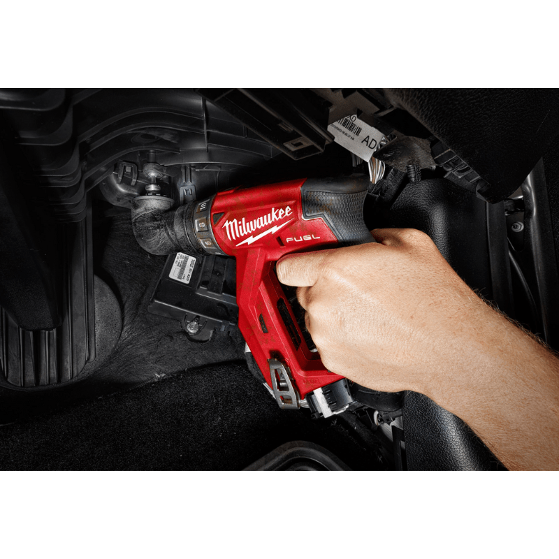 KIT DE TALADRO DESTORINILLADOR DE INSTALACIÓN M12 FUEL MILWAUKEE 2505-229