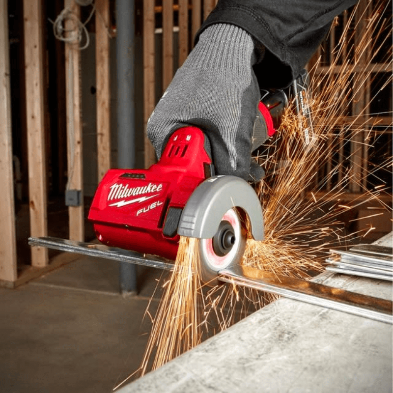 HERRAMIENTA DE CORTE COMPACTA 3