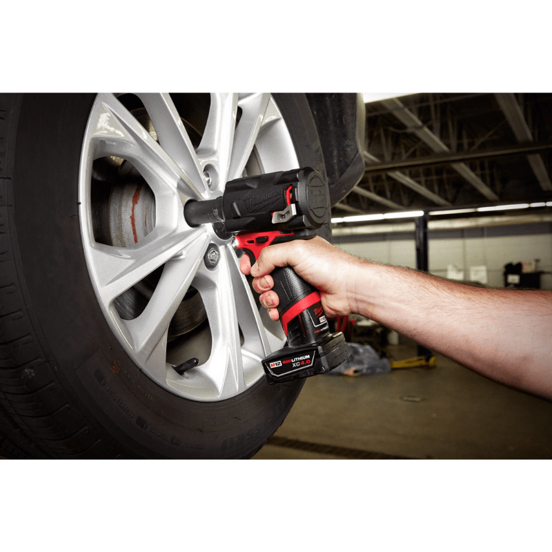 KIT LLAVE DE IMPACTO CORTA DE 1/2