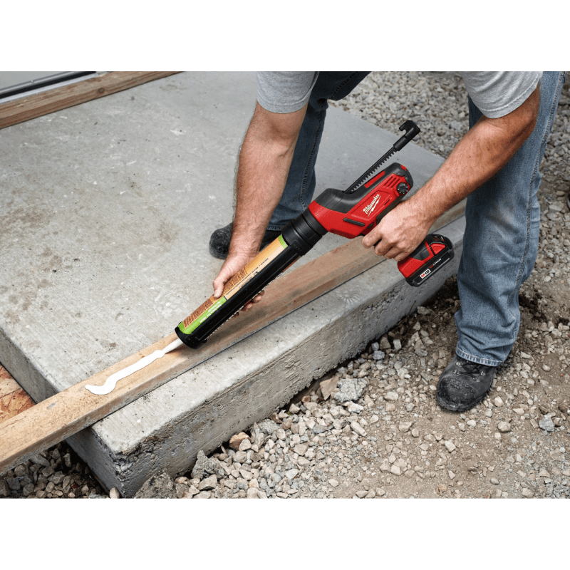 PISTOLA CALAFATERA 10 OZ M18 MILWAUKEE 2641-204